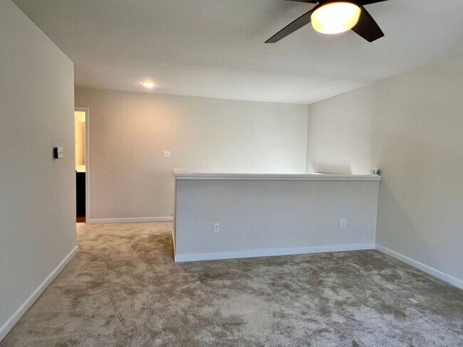 Building Photo - 8180 Lyman Ct