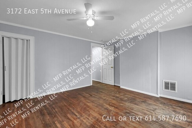 Building Photo - Beautifully Updated Apartment in a Prime L...