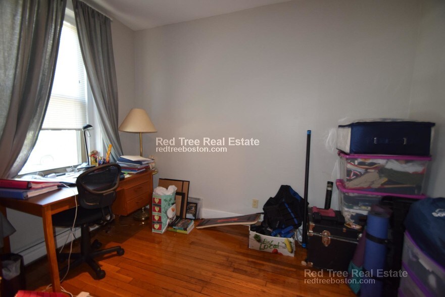 Building Photo - 32 Ransom Rd