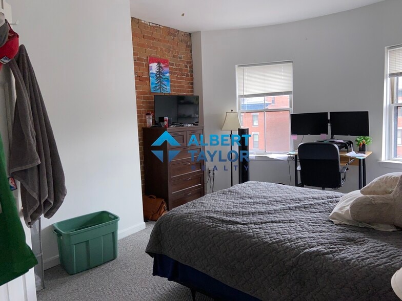 Building Photo - 486 Massachusetts Ave