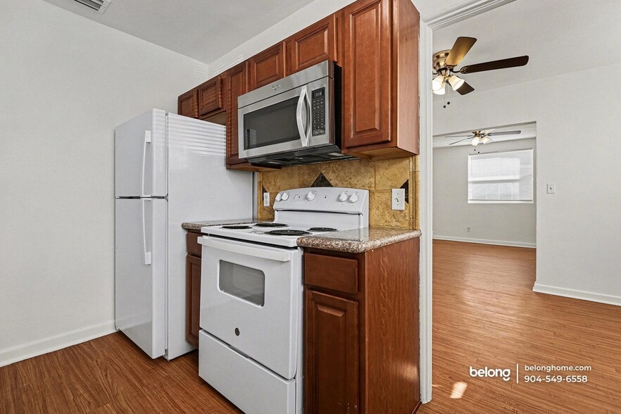 Building Photo - 4813 Post St