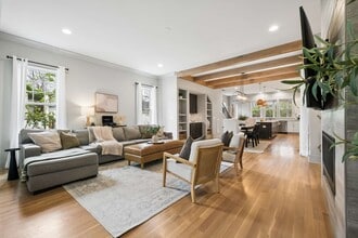 Building Photo - 6368 Alamo Pl