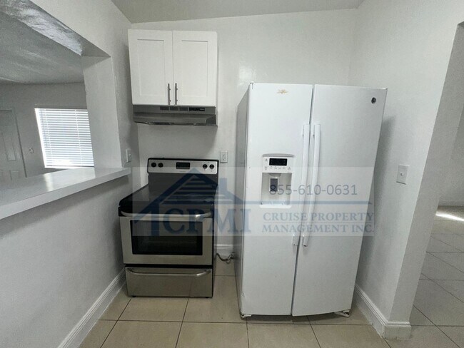 Building Photo - The perfect 3/1 single home in Pompano Beach - Washer and Dryer in unit!