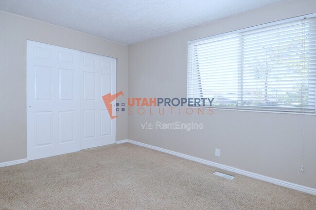Building Photo - 4337 S 1230 W
