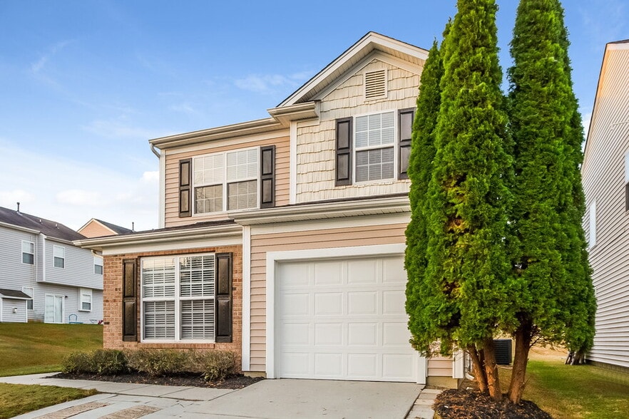 Building Photo - 4635 Abercromby St