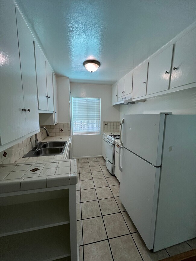 Building Photo - 4100 Arch Dr