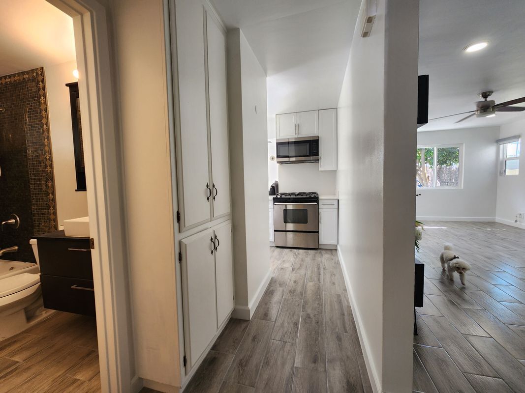 Building Photo - 2910 Lincoln Park Ave