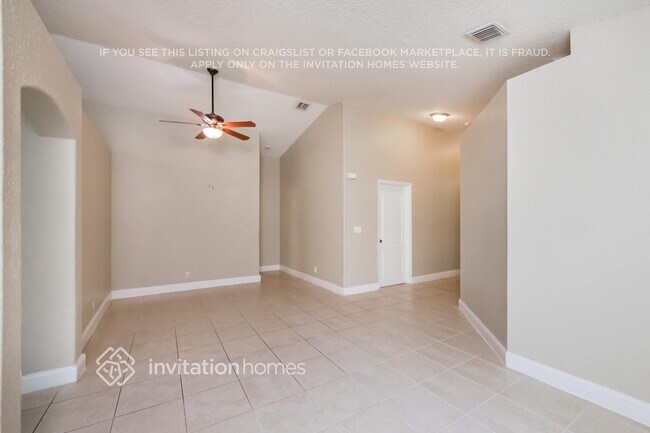 Building Photo - 9901 Red Heart Ln