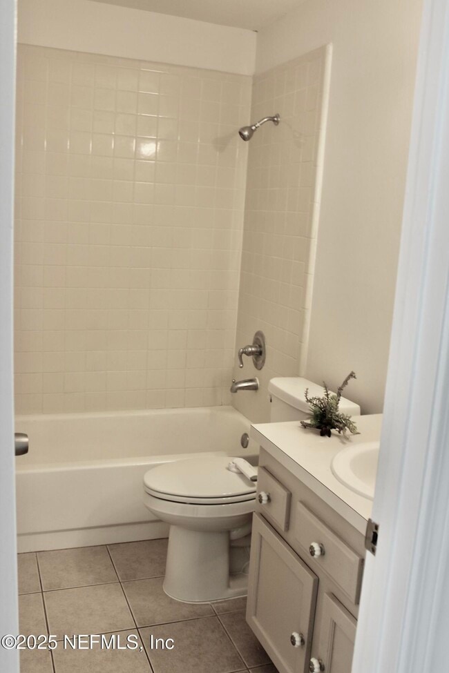 Building Photo - 12627 Enchanted Hollow Dr