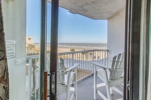 Building Photo - 9550 Shore Dr