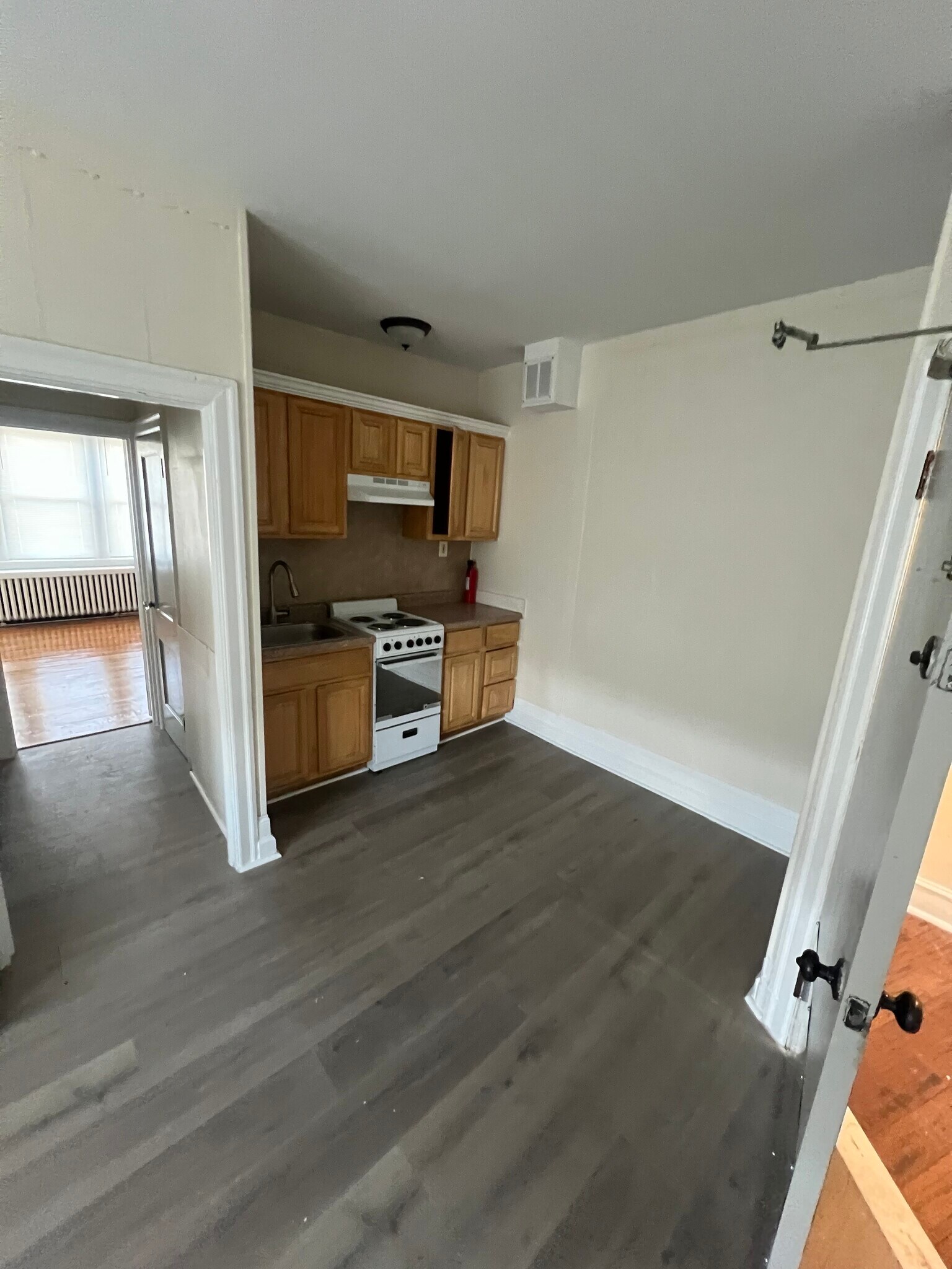 Building Photo - 3244 W Allegheny Ave