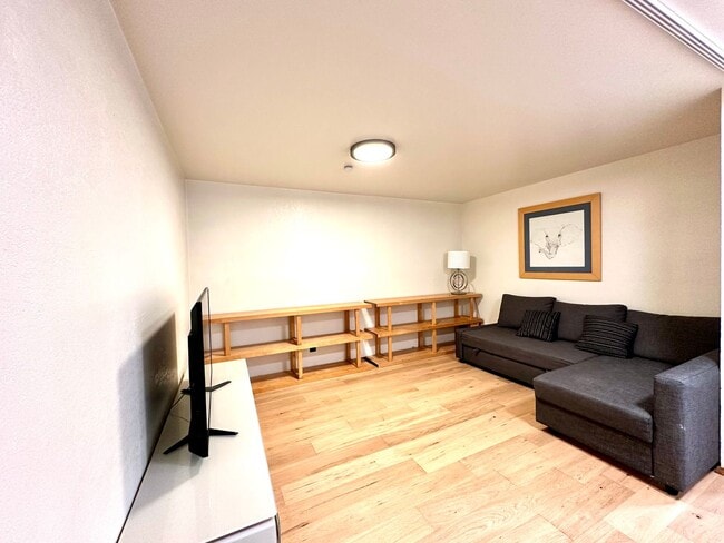 Building Photo - Rental with Views of Utsalady Bay and Mt B...