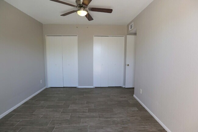 Building Photo - Beautifully Renovated 2-Bedroom Home in a ...