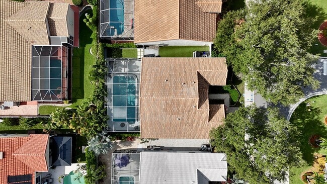 Building Photo - 1076 Siena Oaks Cir E
