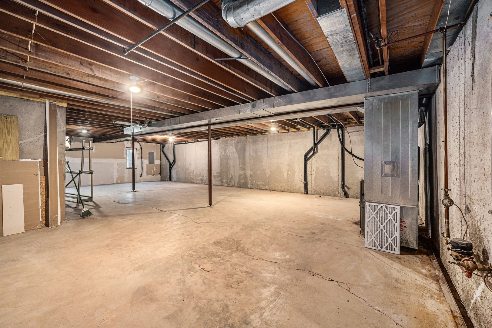 Building Photo - 6334 NW 82 Ct