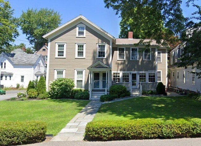 Primary Photo - 55 Highland Ave