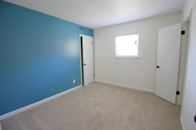 Building Photo - 510 Gurley St