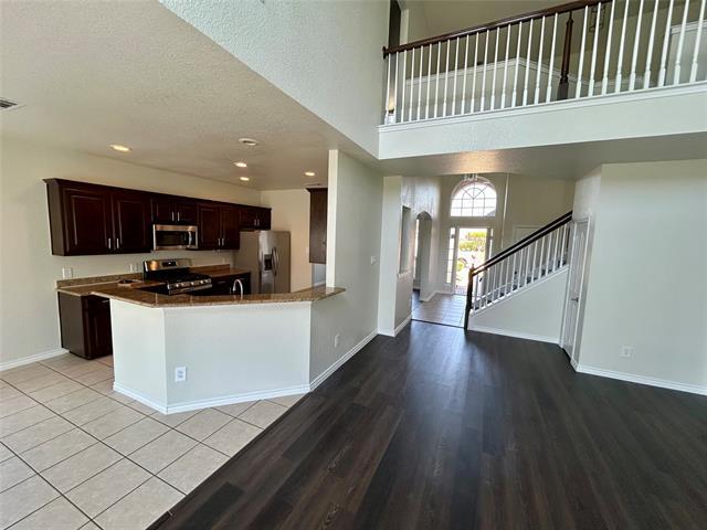 Building Photo - 3820 Wheeling Dr