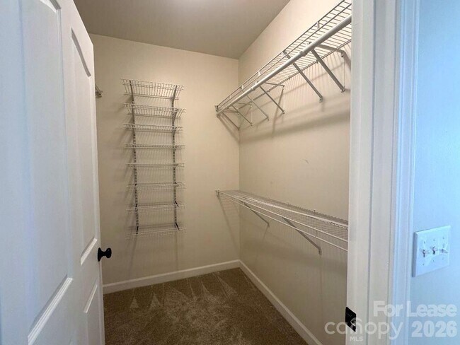 Building Photo - 16412 Redstone Mountain Ln