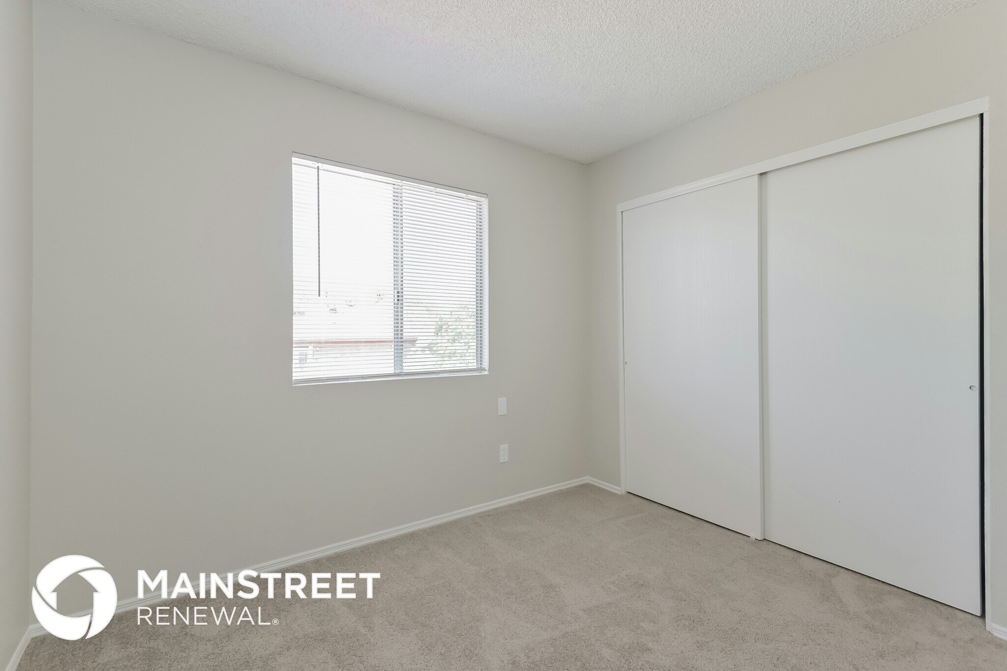 Building Photo - 1715 W Holly Oak Dr