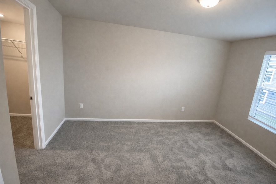 Guest Bedroom #2 - 13157 175th Ave E