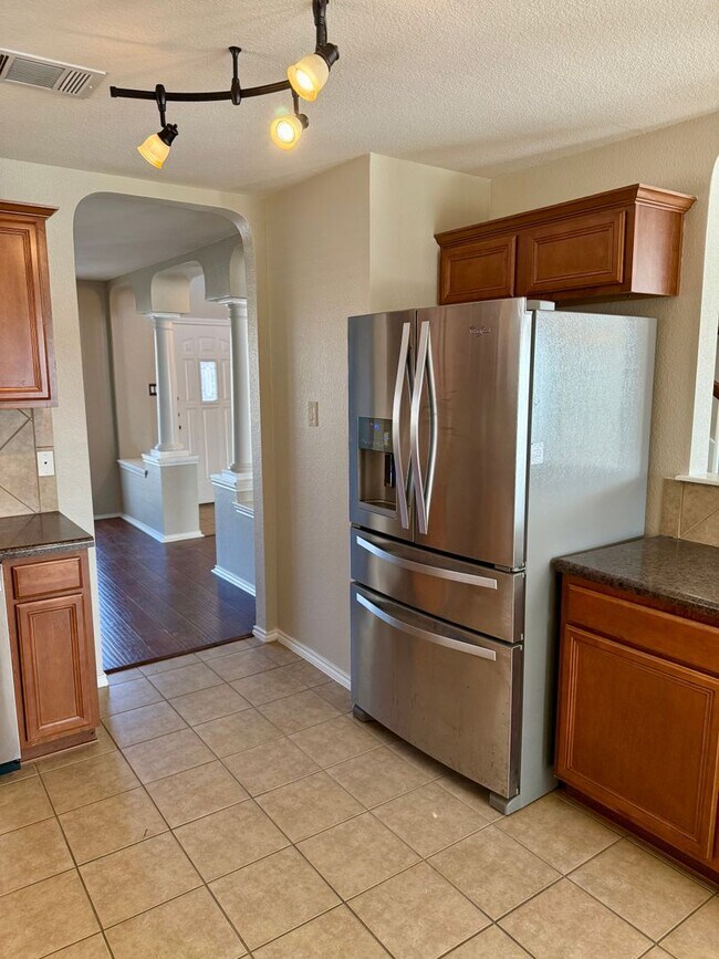 Building Photo - 5704 Drystone Ln