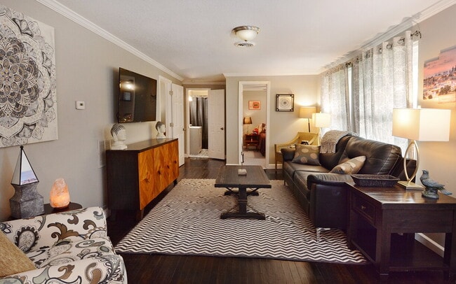 Building Photo - FURNISHED / ALL UTILITIES INCLUDED MONTHLY RENTAL RANCH HOME
