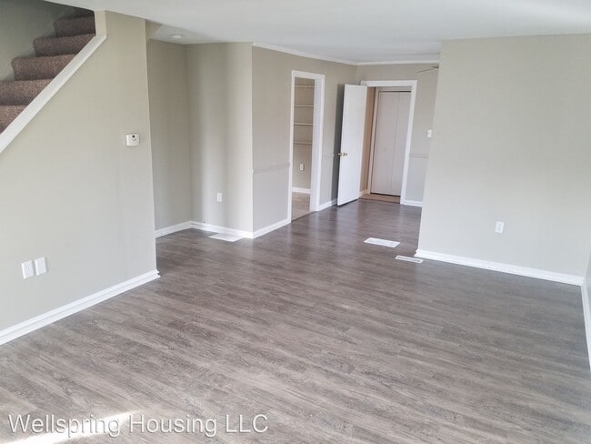 Building Photo - 5 br, 1 bath House - 607 Buffington