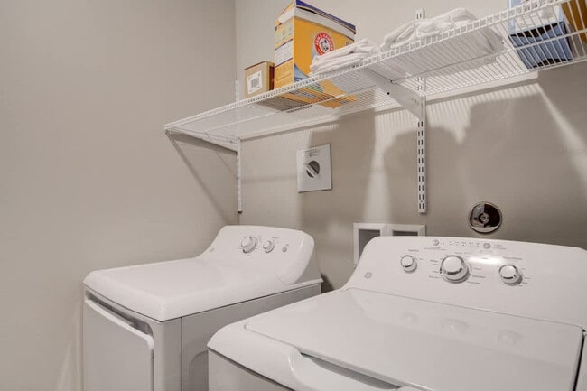 Building Photo - 2210 Remington Way