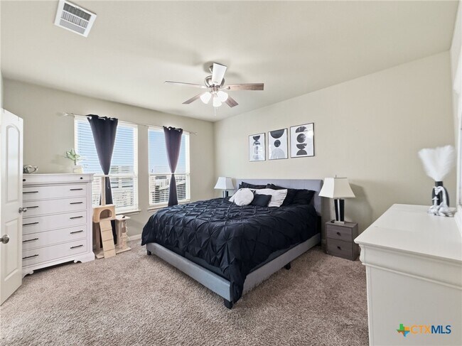 Building Photo - 3507 Rusack Dr