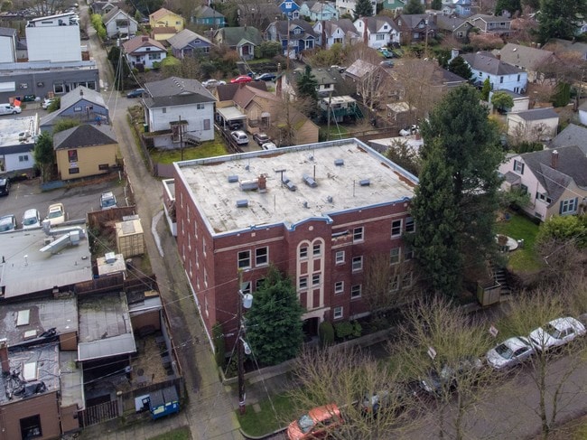Building Photo - Madison Place Apartments