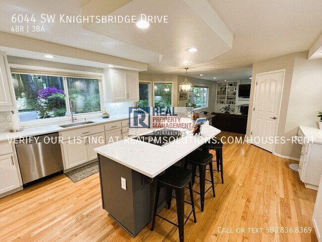 Building Photo - 6044 SW Knightsbridge Dr