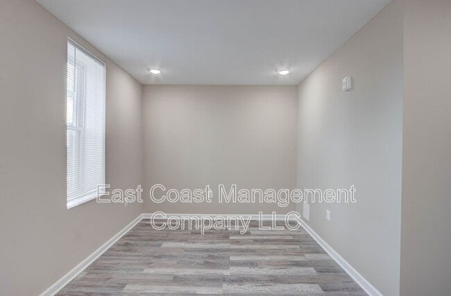 Building Photo - 601 Richwood Ave