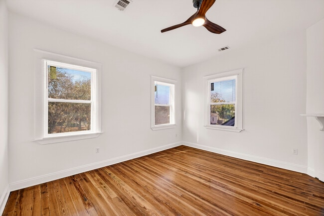 Building Photo - Renovated Historic Home