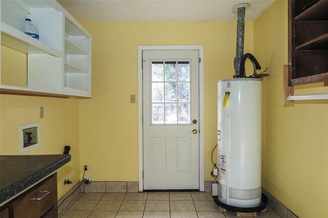 Building Photo - 308 Golden Oaks Dr