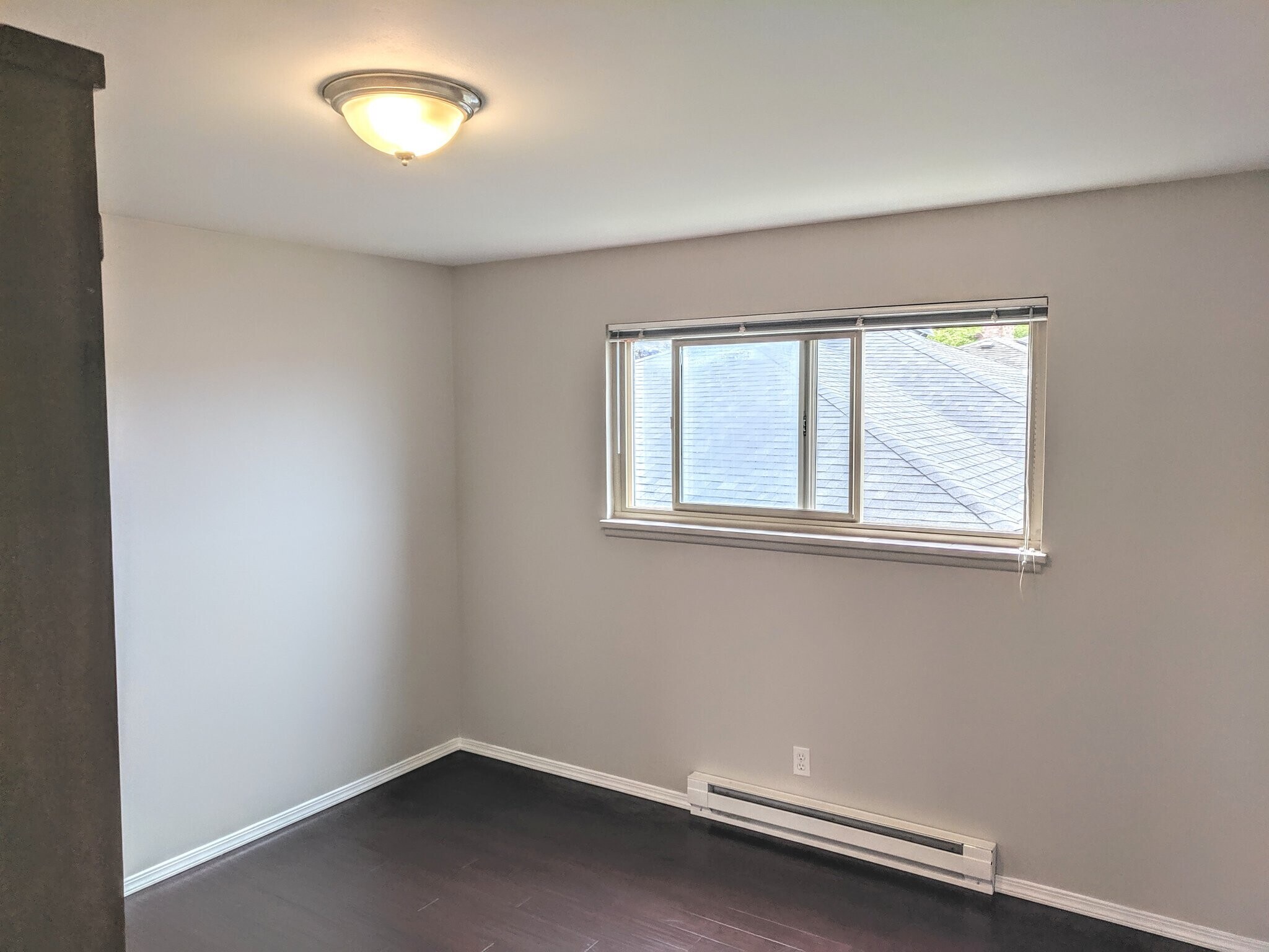 Building Photo - 3655 13th Ave W