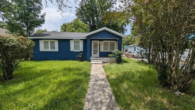 Building Photo - Charming 3-Bedroom Home in Carver Village