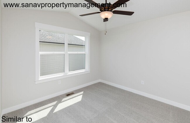 Building Photo - Luxury 2,200 Sq Ft Villa with Chef’s Kitch...