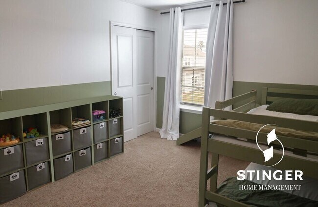 Building Photo - 24 Chauga St