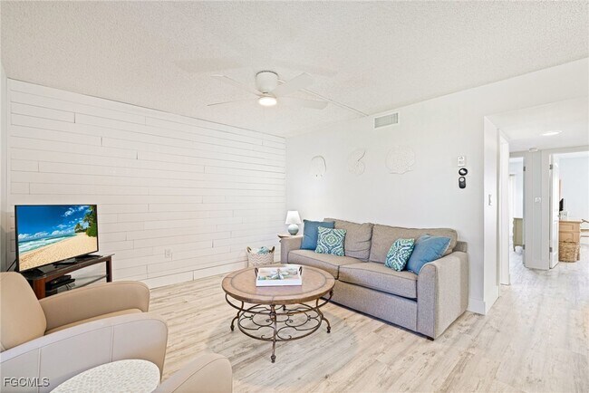 Building Photo - 25740 Hickory Blvd