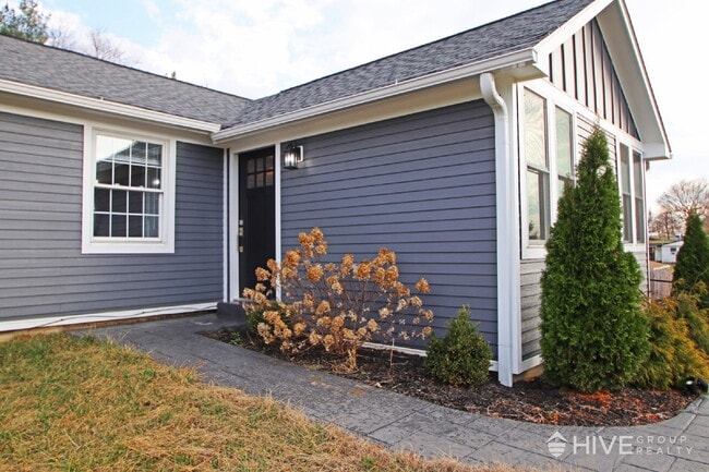 Building Photo - Modern Countryside Retreat with Fire Pit & Gazebo!
