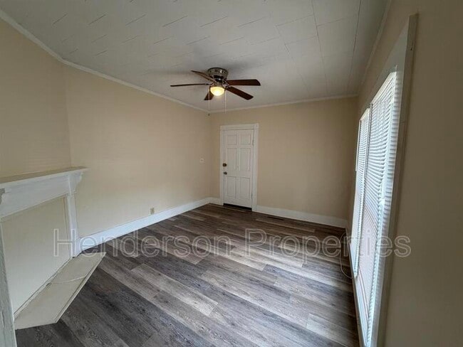Building Photo - 533 Stockton St