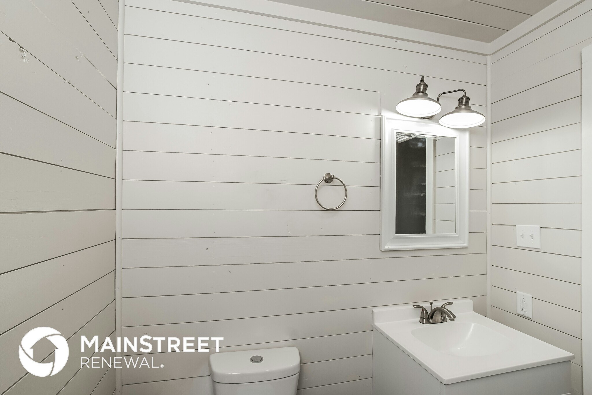 Building Photo - 5821 Whisper Wood Rd