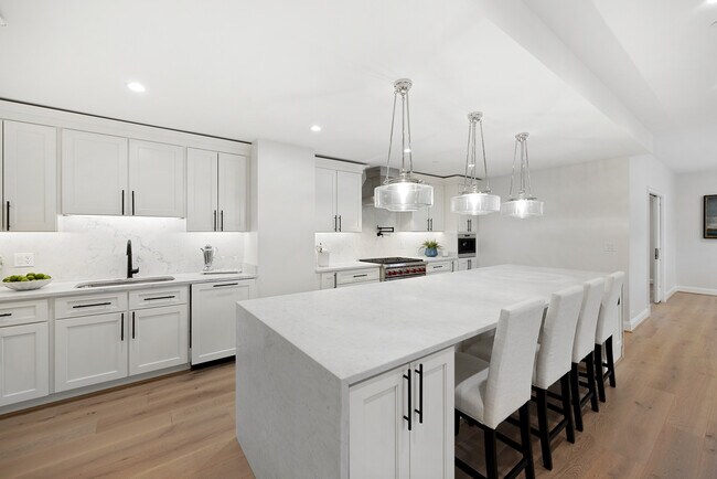 Building Photo - 801 Key Hwy