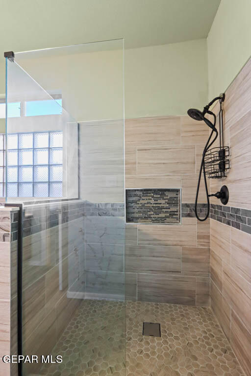 Building Photo - 12733 Tierra Salas Dr