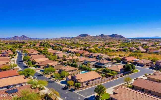 Building Photo - 9733 W Hedge Hog Pl