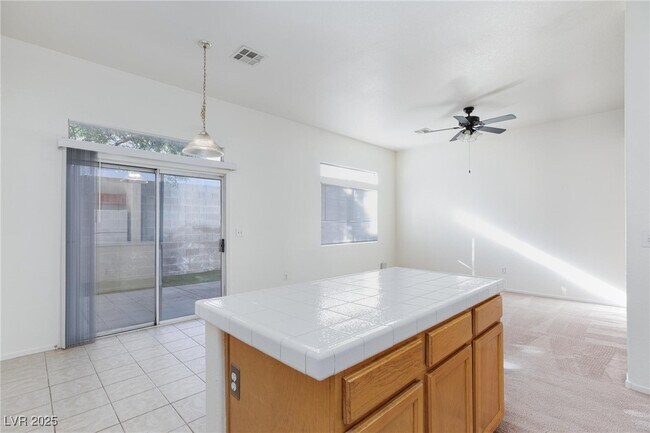 Building Photo - 109 La Suena Ct