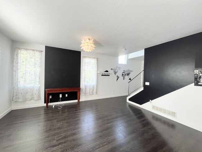 Building Photo - 3546 Terra Sol Dr