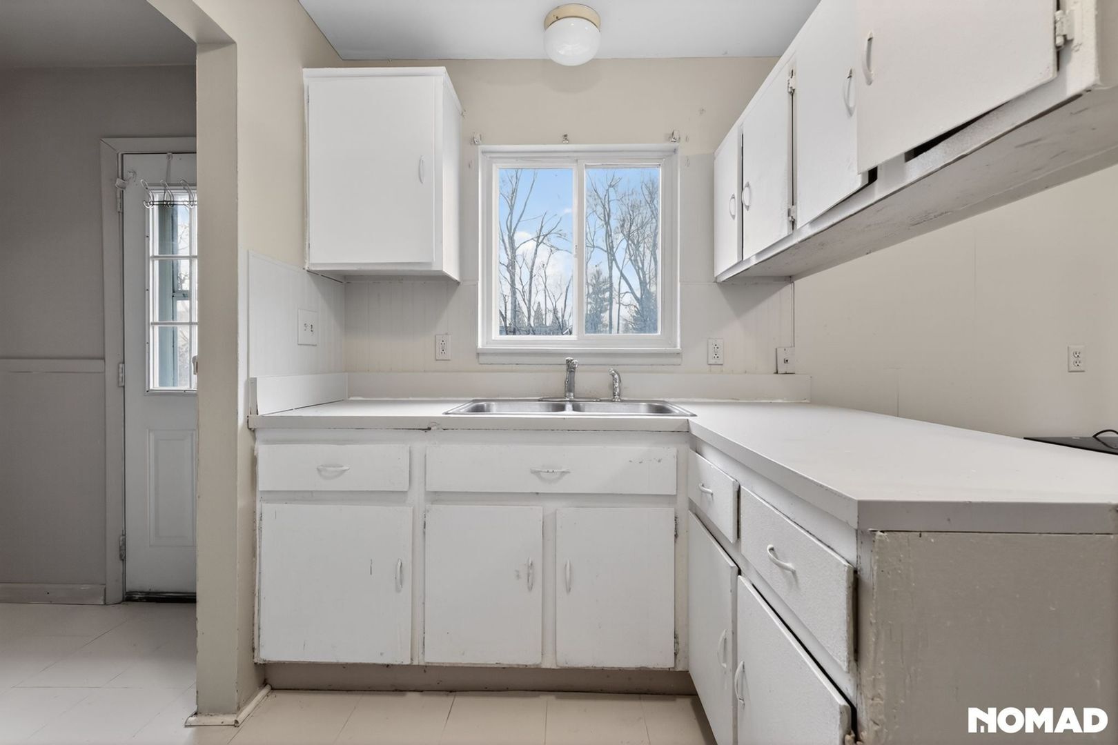 Building Photo - 529 Emerson Ave