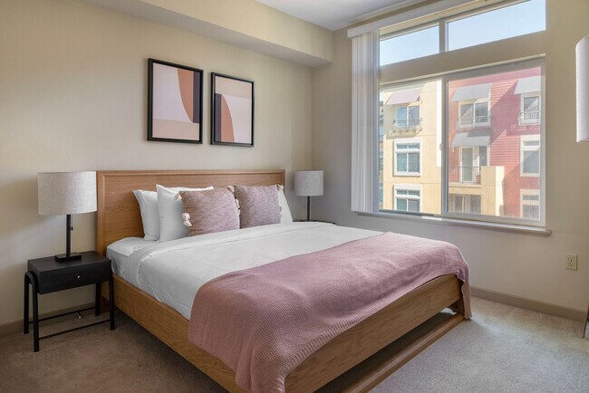 Building Photo - 5200 Iron Horse Pkwy